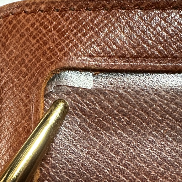 Authentic Louis Vuitton Wallet W/ Kiss Lock Vintage - Picture 14 of 16